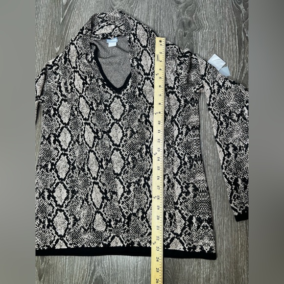 Chico's Double Espresso Python-Print Tie Neck Sweater Size Medium, Chico's 1 - Picture 12 of 14